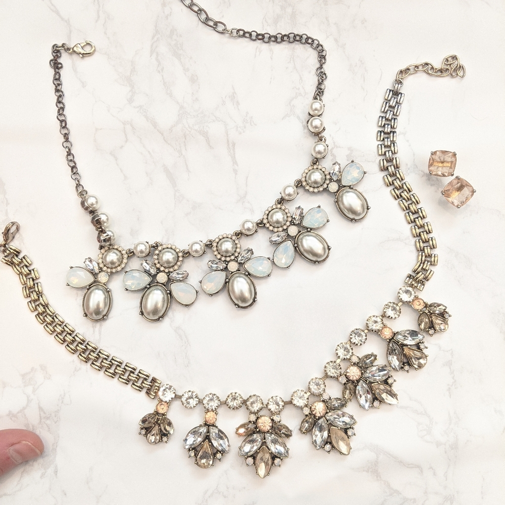 BEAUTIFUL CRYSTAL & PEARL NECKLACES
